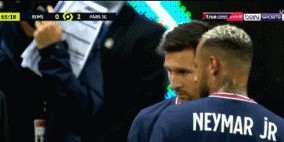 梅西首秀初尝法甲凶悍防守，多数据挂零但仍有惊喜