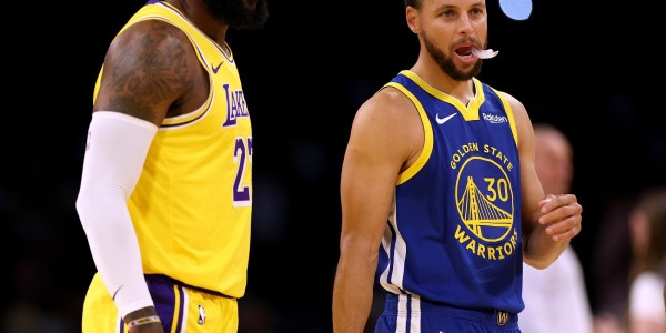九游官网-球迷不需要库里真的争冠 只是想看他打有意义的比赛 詹姆斯也一样